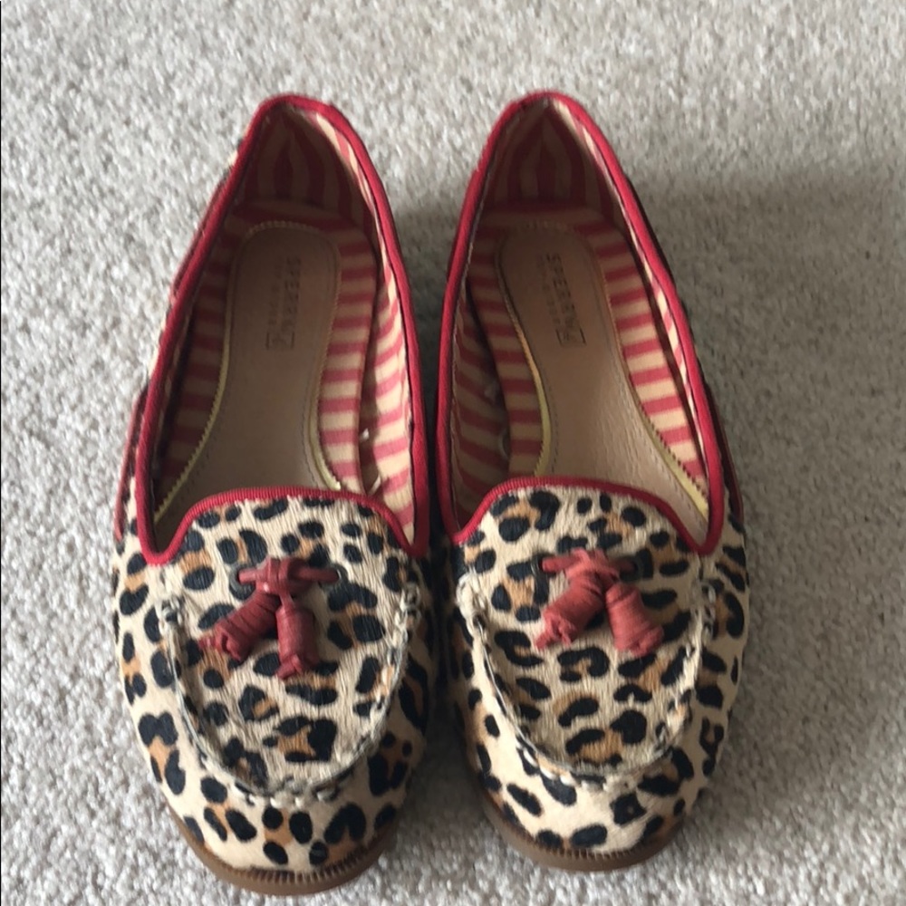 SPERRY Top Sider slip ons.Cheetah with red accents